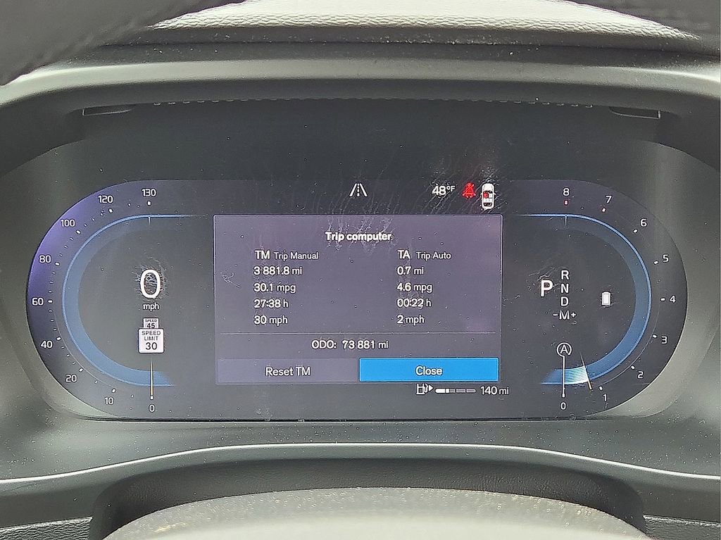 Used 2024 Volvo XC40 B5 Plus AWD/4WD image 24