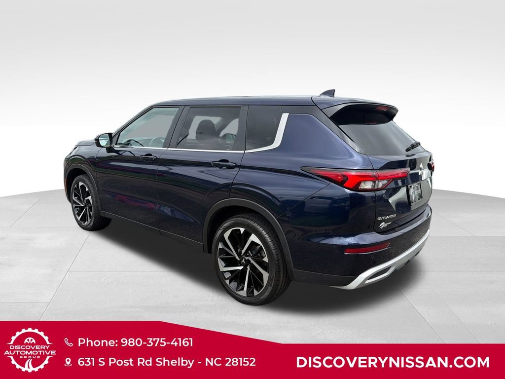 Used 2024 Mitsubishi Outlander SE AWD/4WD image 8