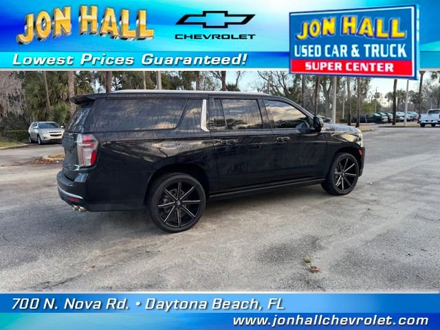 Used 2022 Chevrolet Suburban High Country image 14