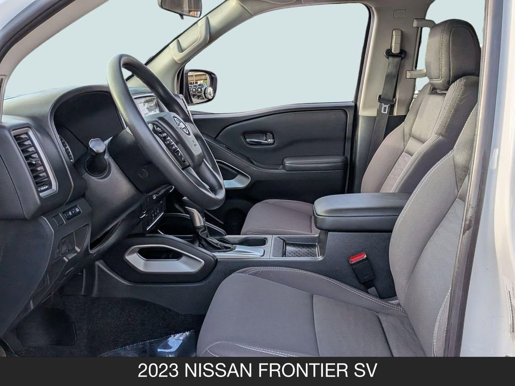 Used 2023 Nissan Frontier SV w/ Technology Package RWD image 14