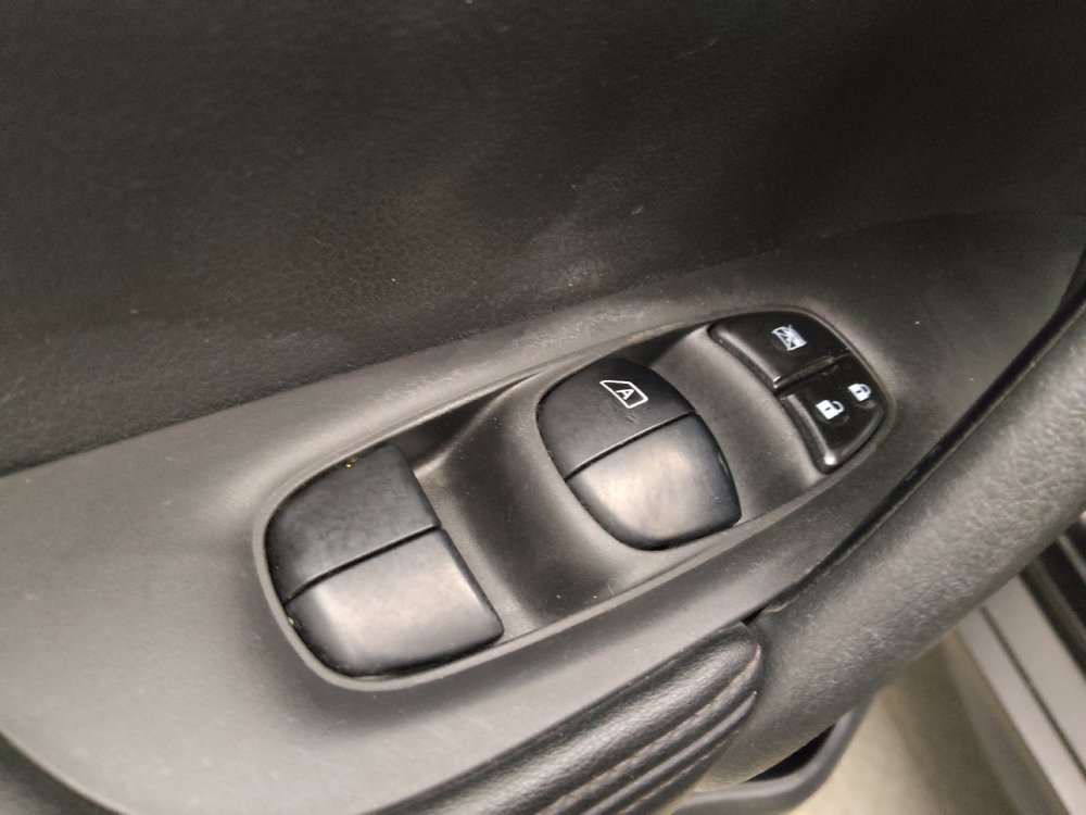Used 2018 Nissan Rogue SL AWD/4WD image 27