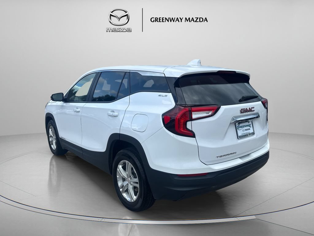 Used 2024 GMC Terrain SLE FWD image 5