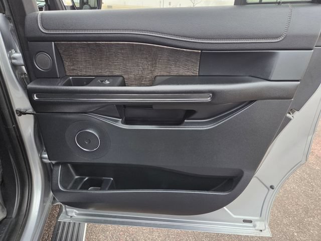 Used 2020 Ford Expedition Max Limited AWD/4WD image 50
