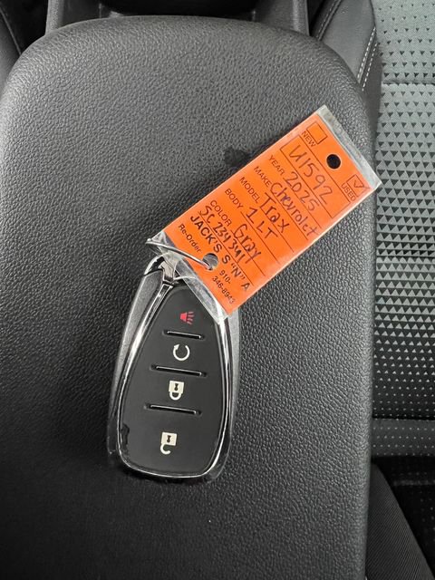 Used 2025 Chevrolet Trax LT image 52