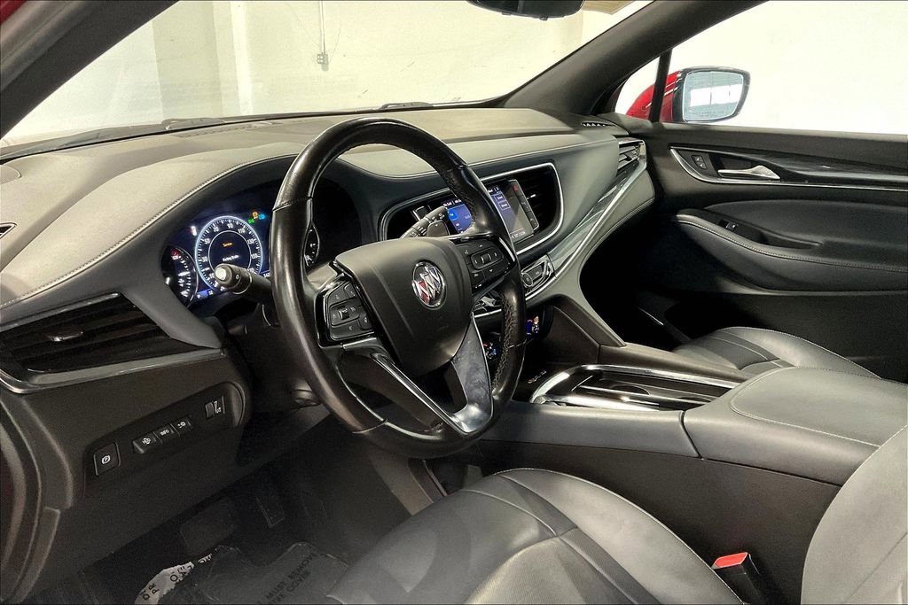 Used 2023 Buick Enclave Premium image 16