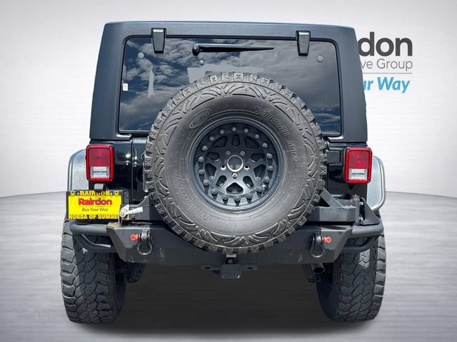 Used 2014 Jeep Wrangler Unlimited Rubicon w/ Connectivity Group AWD/4WD image 6