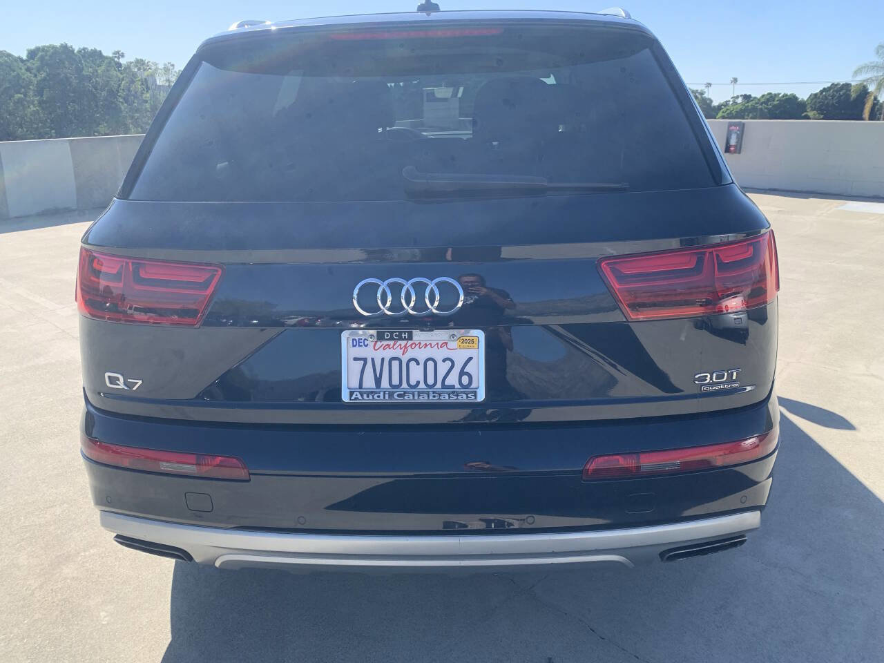 Used 2017 Audi Q7 3.0T Premium AWD/4WD image 8
