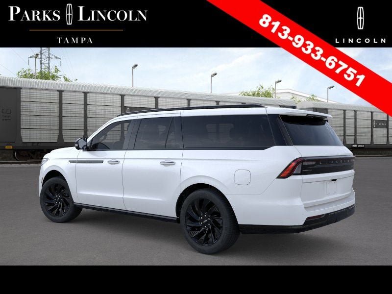 New 2026 Lincoln Navigator L Reserve AWD/4WD image 4