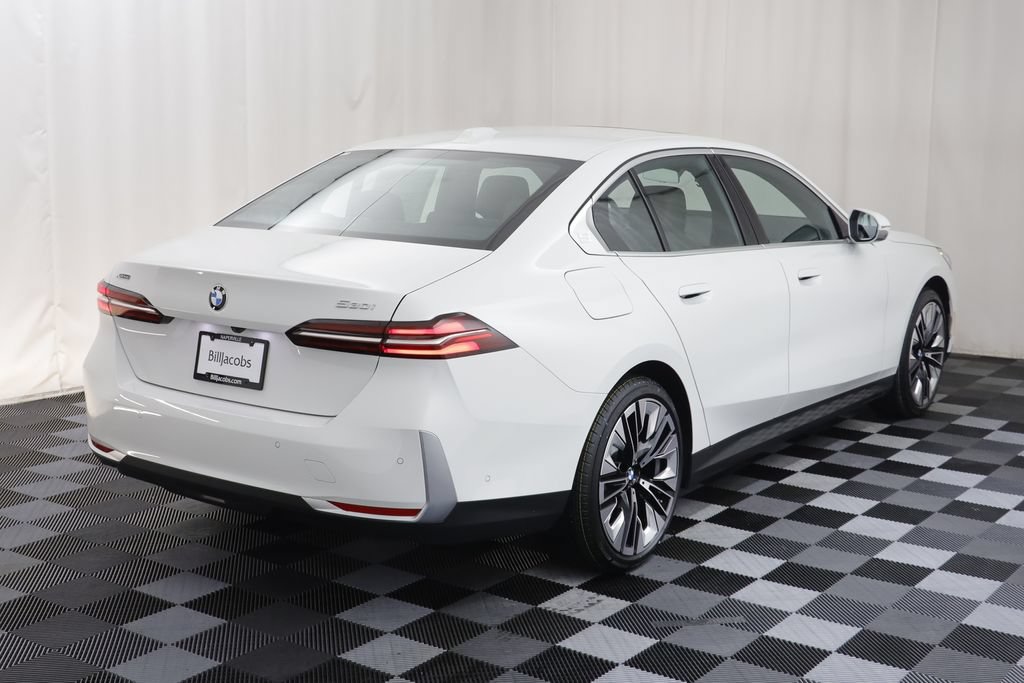 New 2026 BMW 530i xDrive w/ Premium Package AWD/4WD image 20