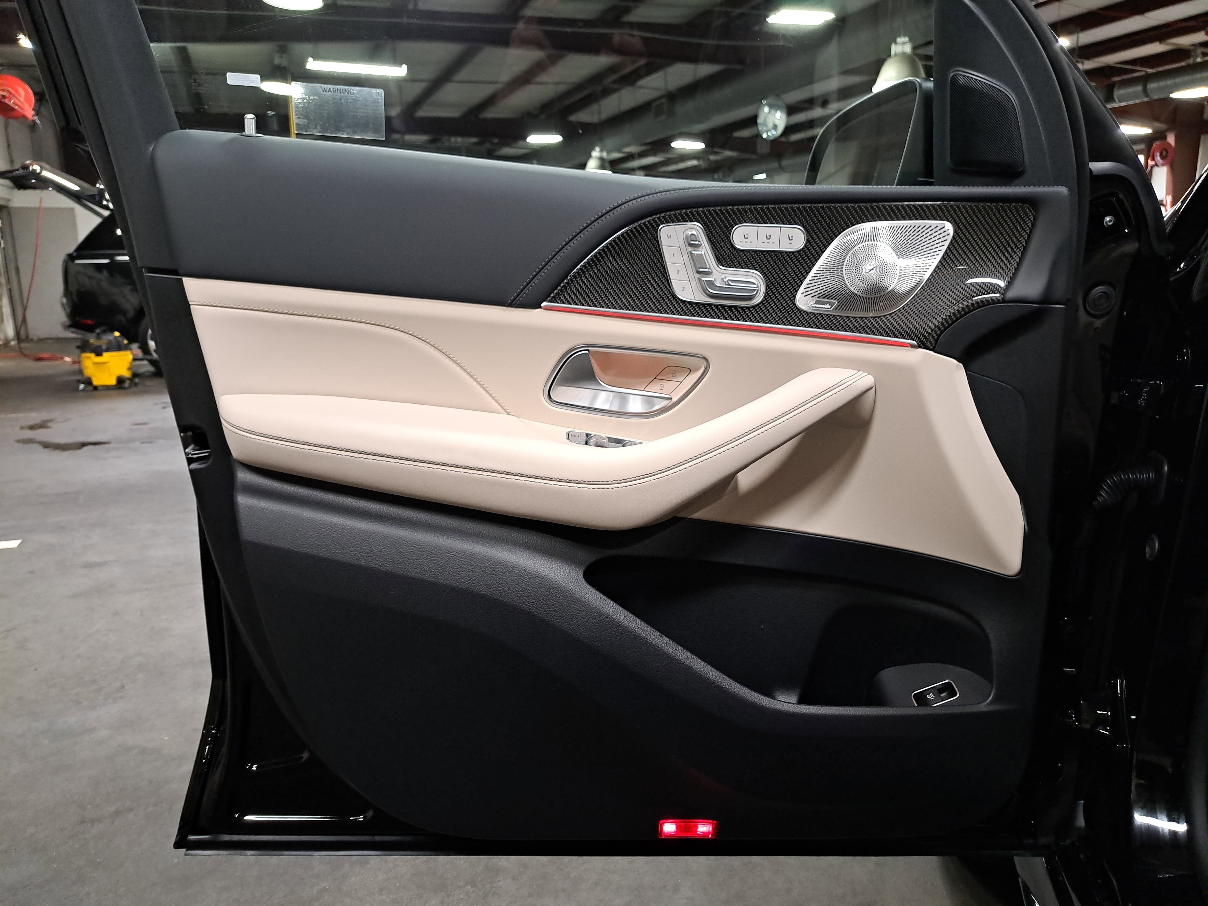 New 2026 Mercedes-Benz GLE 63 AMG S image 27