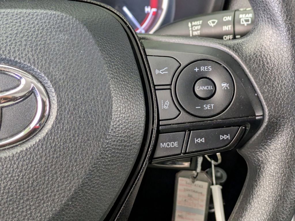 Used 2024 Toyota RAV4 LE FWD image 21
