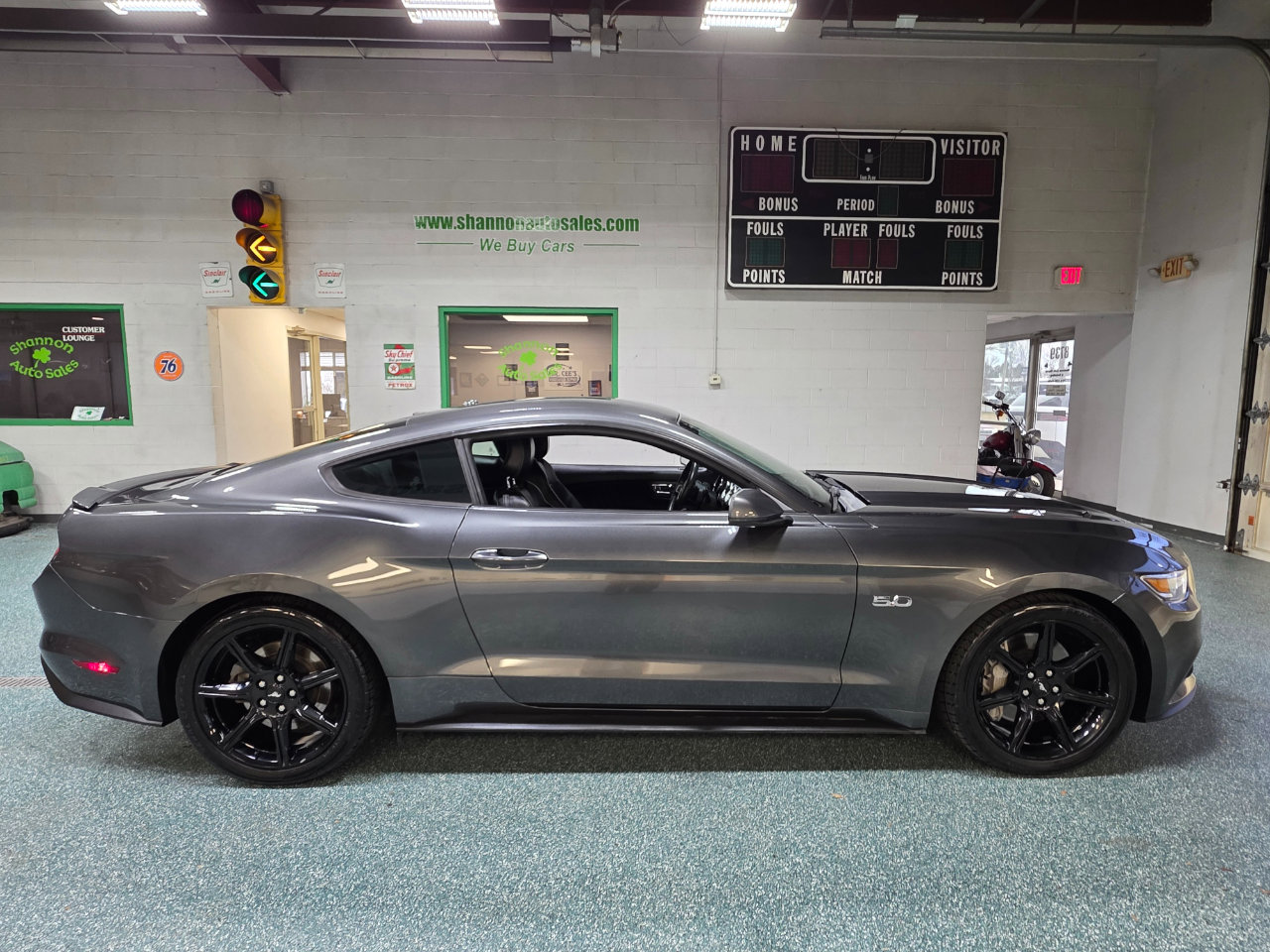 Used 2015 Ford Mustang GT Premium w/ Equipment Group 401A image 5