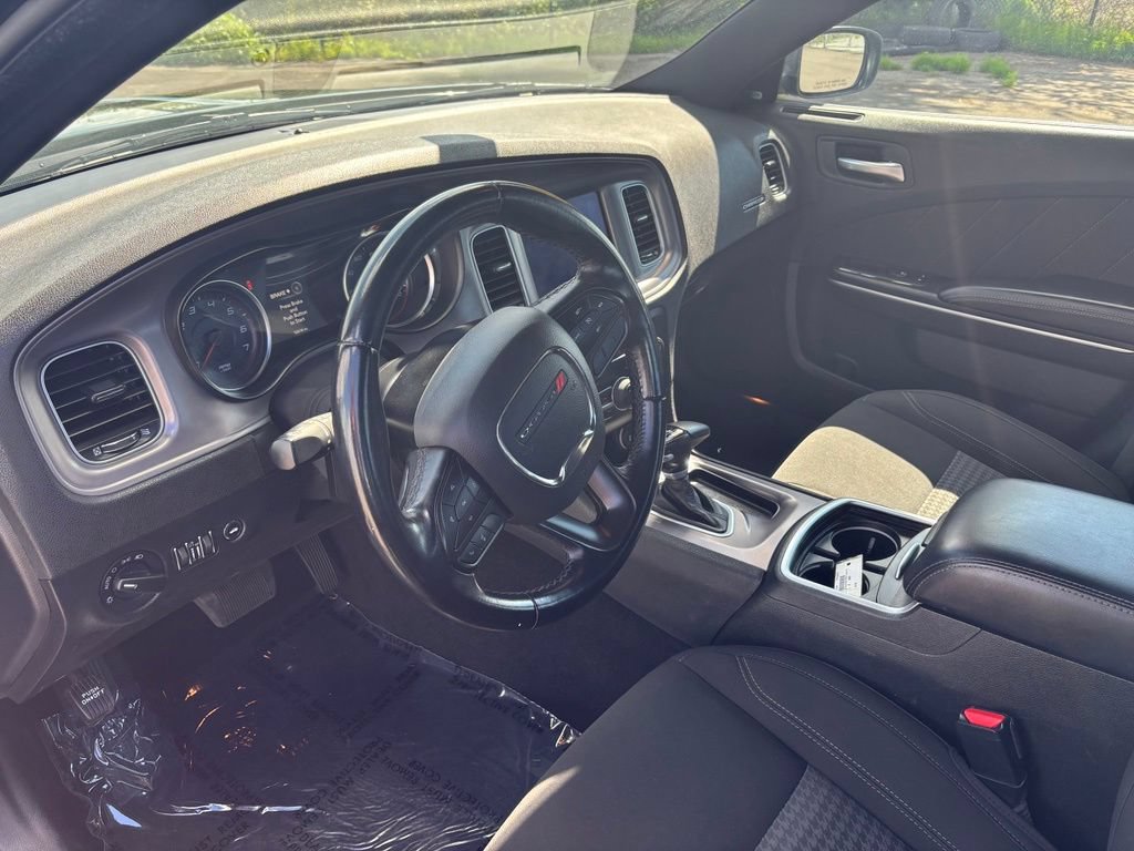 Used 2023 Dodge Charger SXT RWD image 8