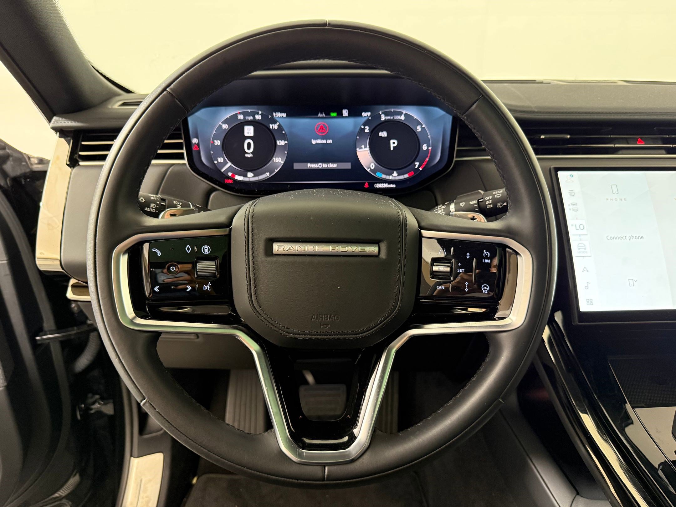 Used 2025 Land Rover Range Rover Sport SE AWD/4WD image 18