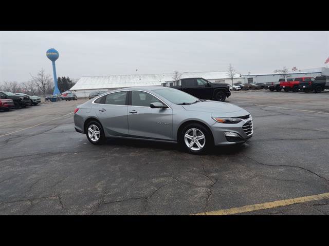 Used 2023 Chevrolet Malibu LS w/ Driver Confidence Package image 3