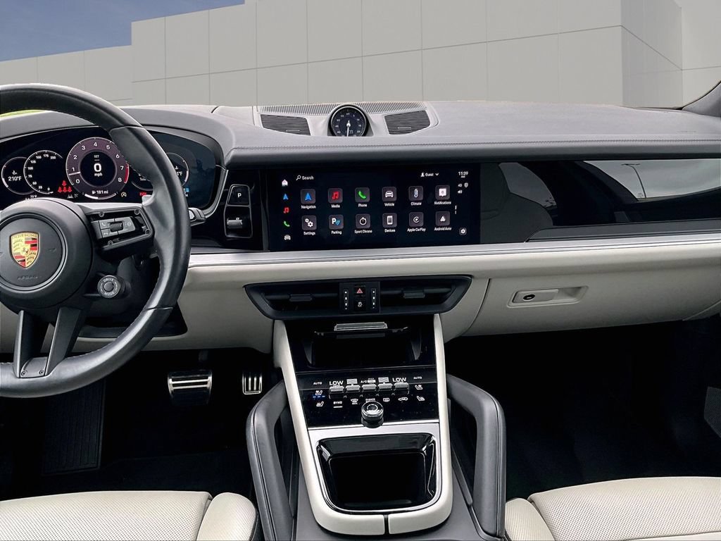 Certified 2024 Porsche Cayenne S AWD/4WD image 16