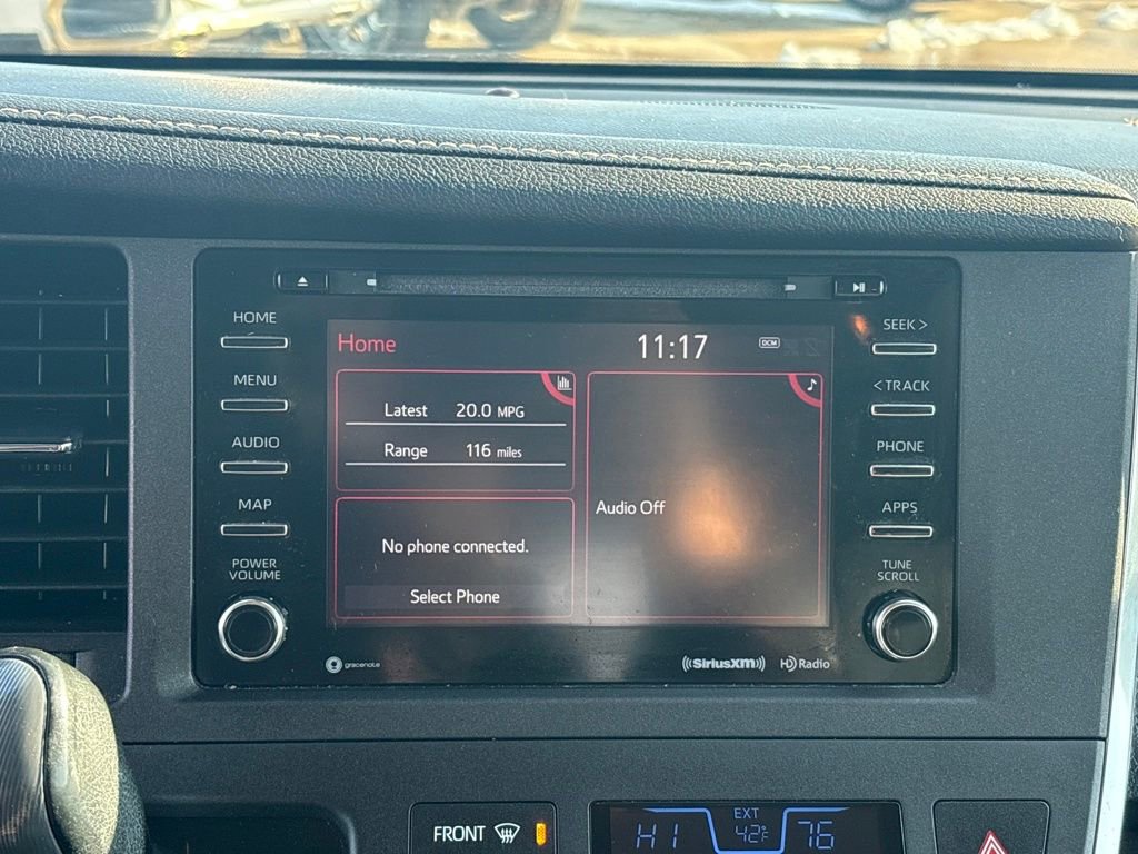 Used 2019 Toyota Sienna SE image 24