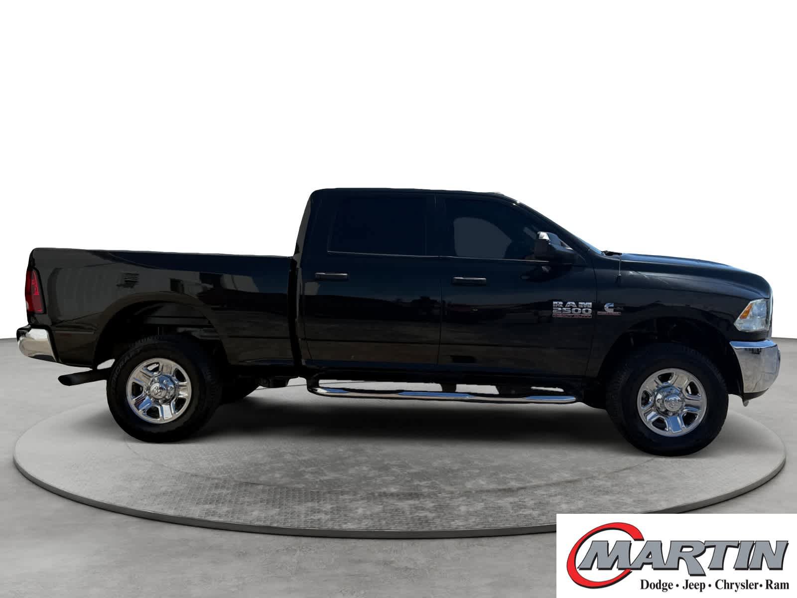 Used 2015 RAM 2500 Tradesman w/ Chrome Appearance Group AWD/4WD image 4