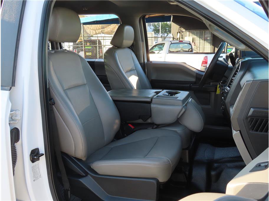 Used 2022 Ford F550 XL w/ Power Equipment Group image 23