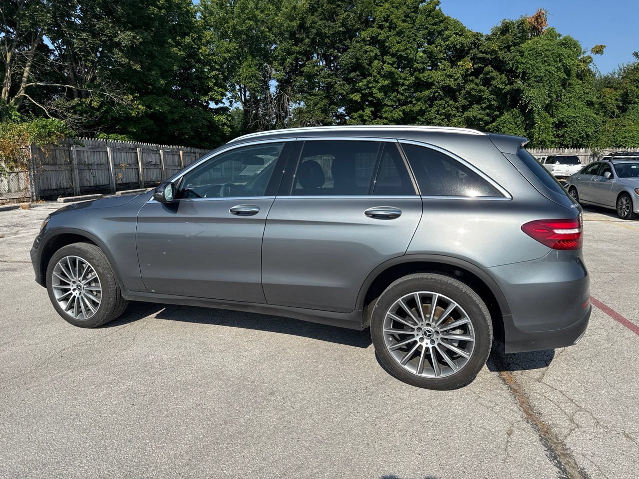Used 2019 Mercedes-Benz GLC 300 4MATIC image 11