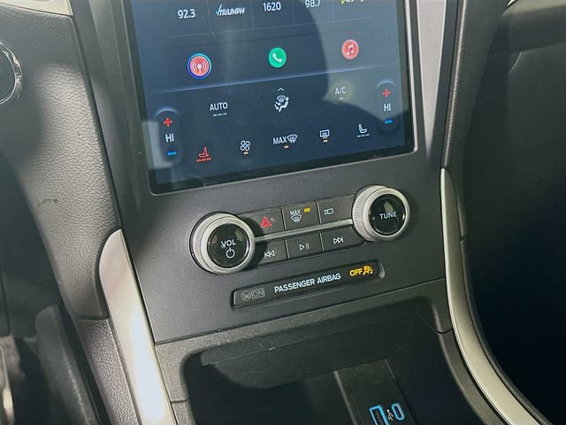 Used 2022 Ford Edge ST-Line image 16