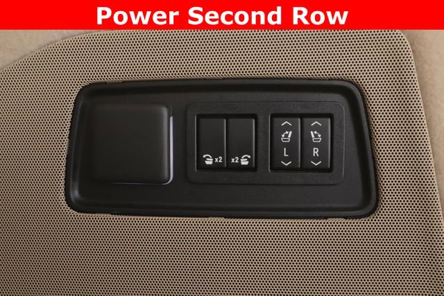 Used 2021 Cadillac Escalade Premium Luxury w/ Driver Assist Tech Package AWD/4WD image 36