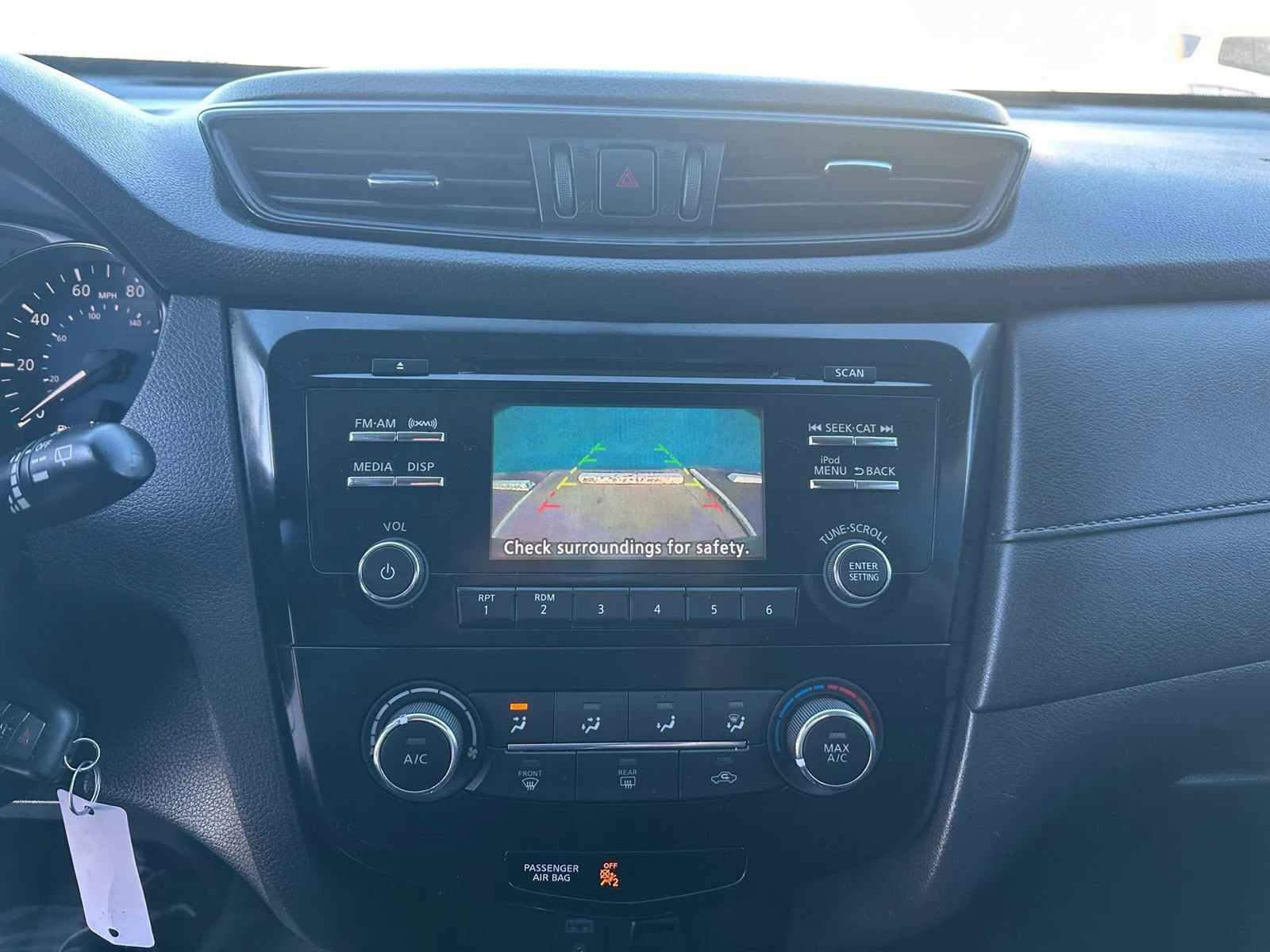 Used 2017 Nissan Rogue S w/ Appearance Package image 11