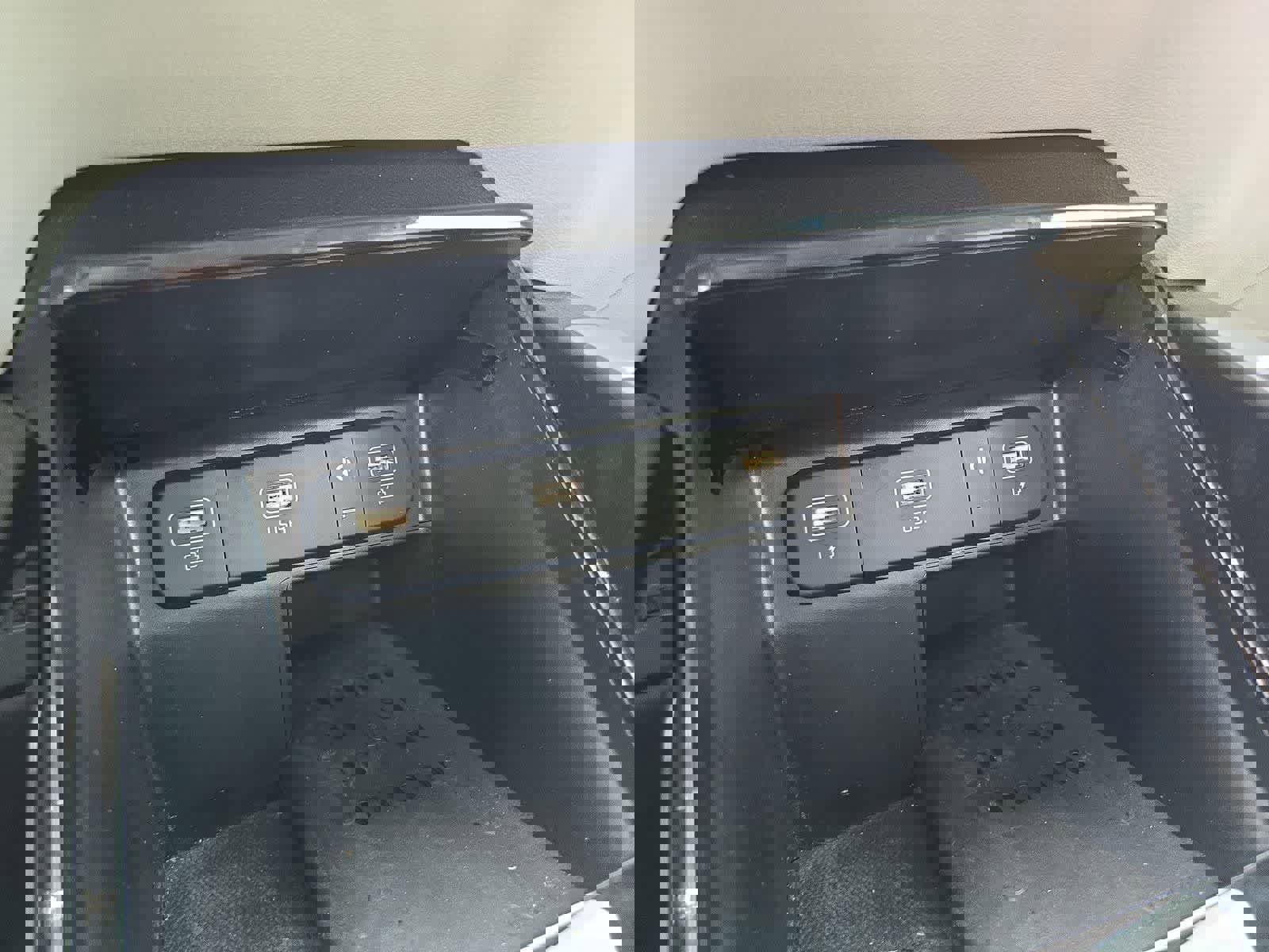 Certified 2023 Kia Sorento SX image 31