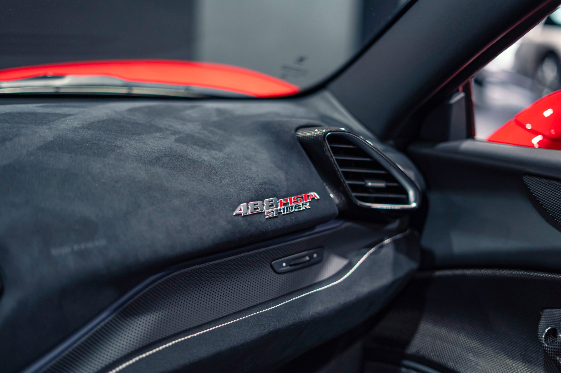 Used 2020 Ferrari 488 Pista Spider RWD image 54
