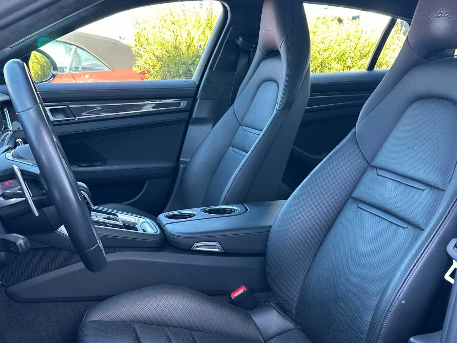 Certified 2021 Porsche Panamera Turbo S image 5