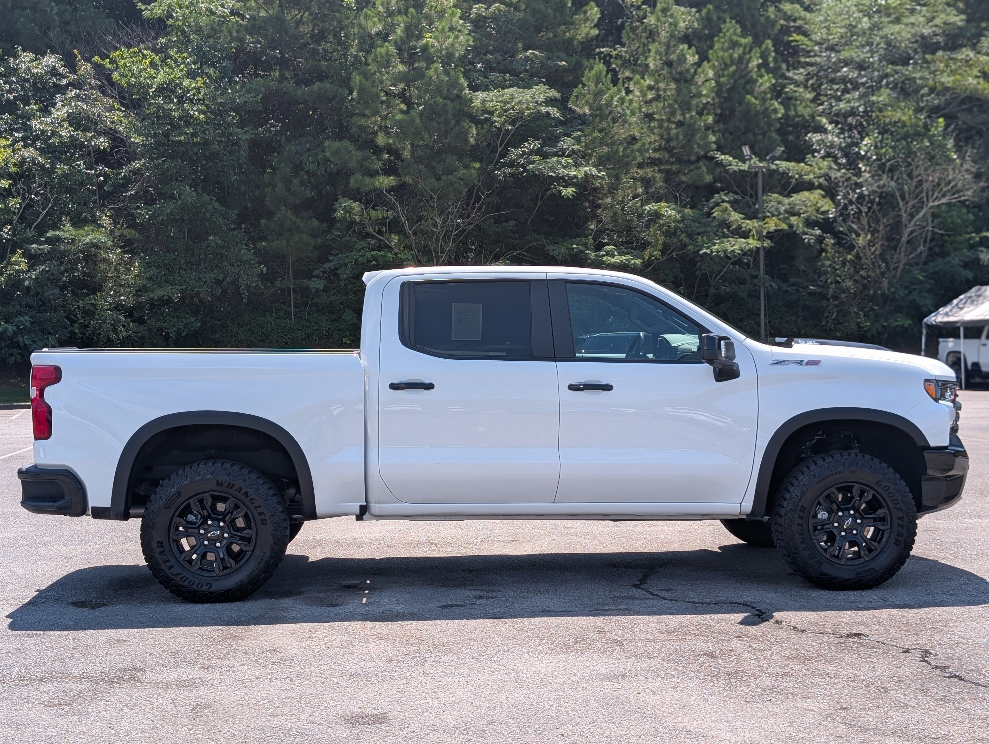 Used 2026 Chevrolet Silverado 1500 ZR2 AWD/4WD image 10