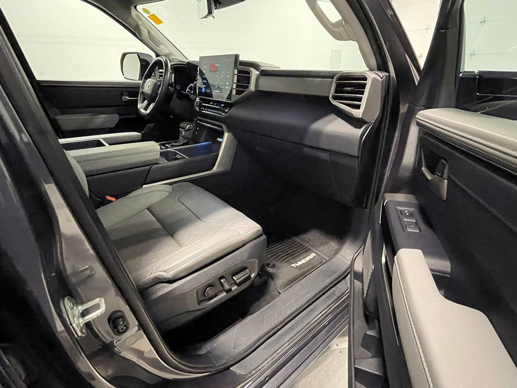 Used 2022 Toyota Tundra Limited image 24