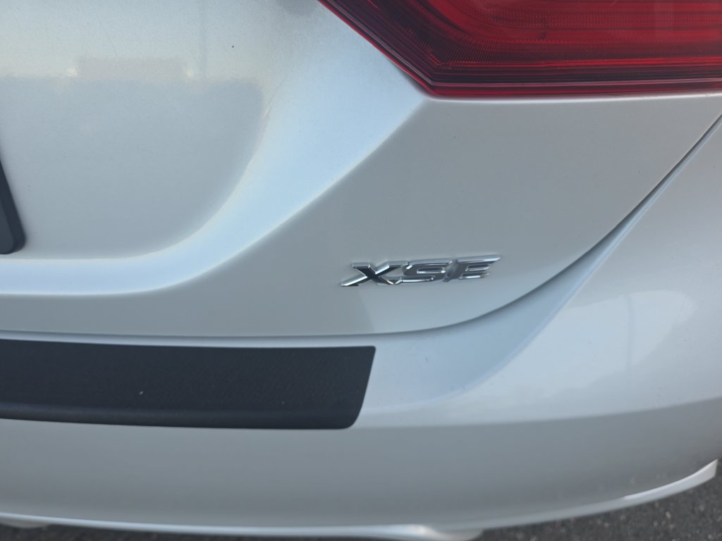 Used 2019 Toyota Camry XSE FWD image 29