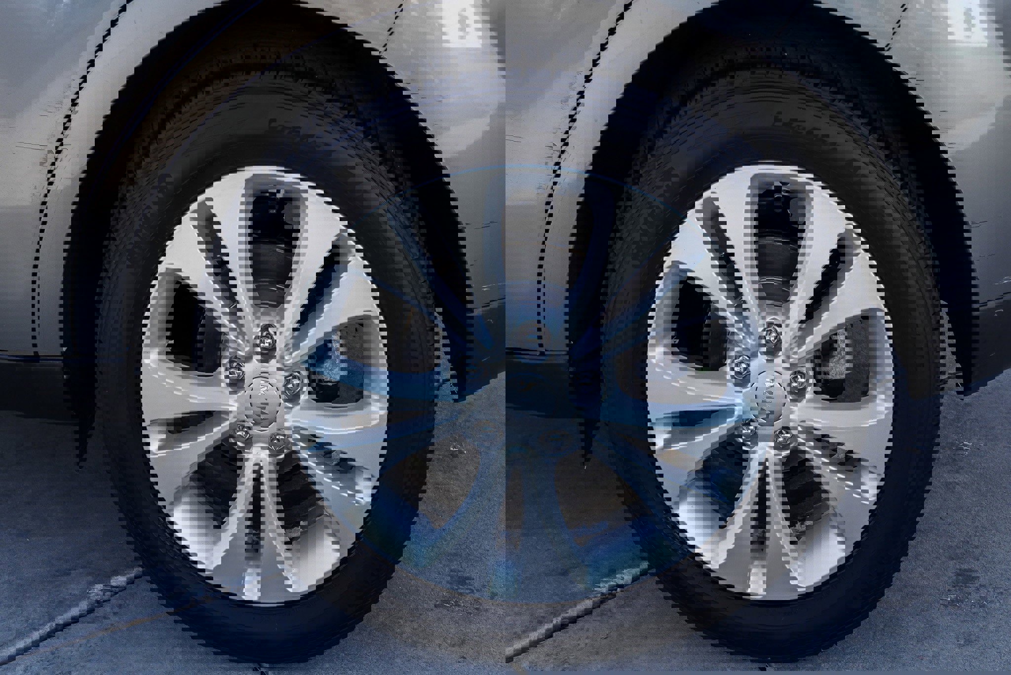 Used 2016 Kia Soul + FWD image 13