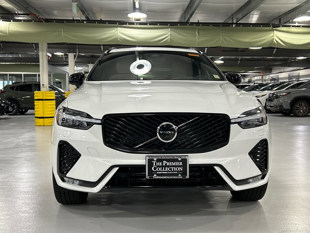 Used 2026 Volvo XC60 B5 Plus w/ Protection Package Premier AWD/4WD image 6