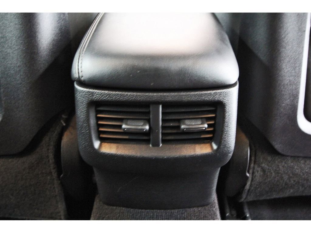 Used 2022 Dodge Challenger R/T image 11