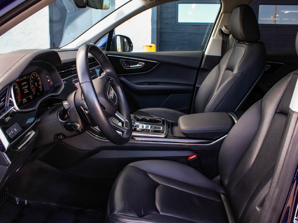 Used 2024 Audi Q7 2.0T Premium Plus AWD/4WD image 32