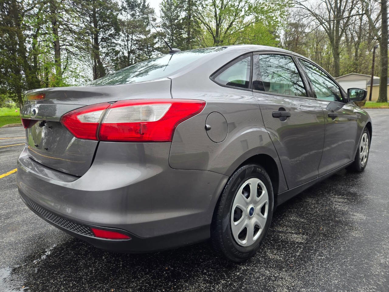 Used 2012 Ford Focus S FWD image 10