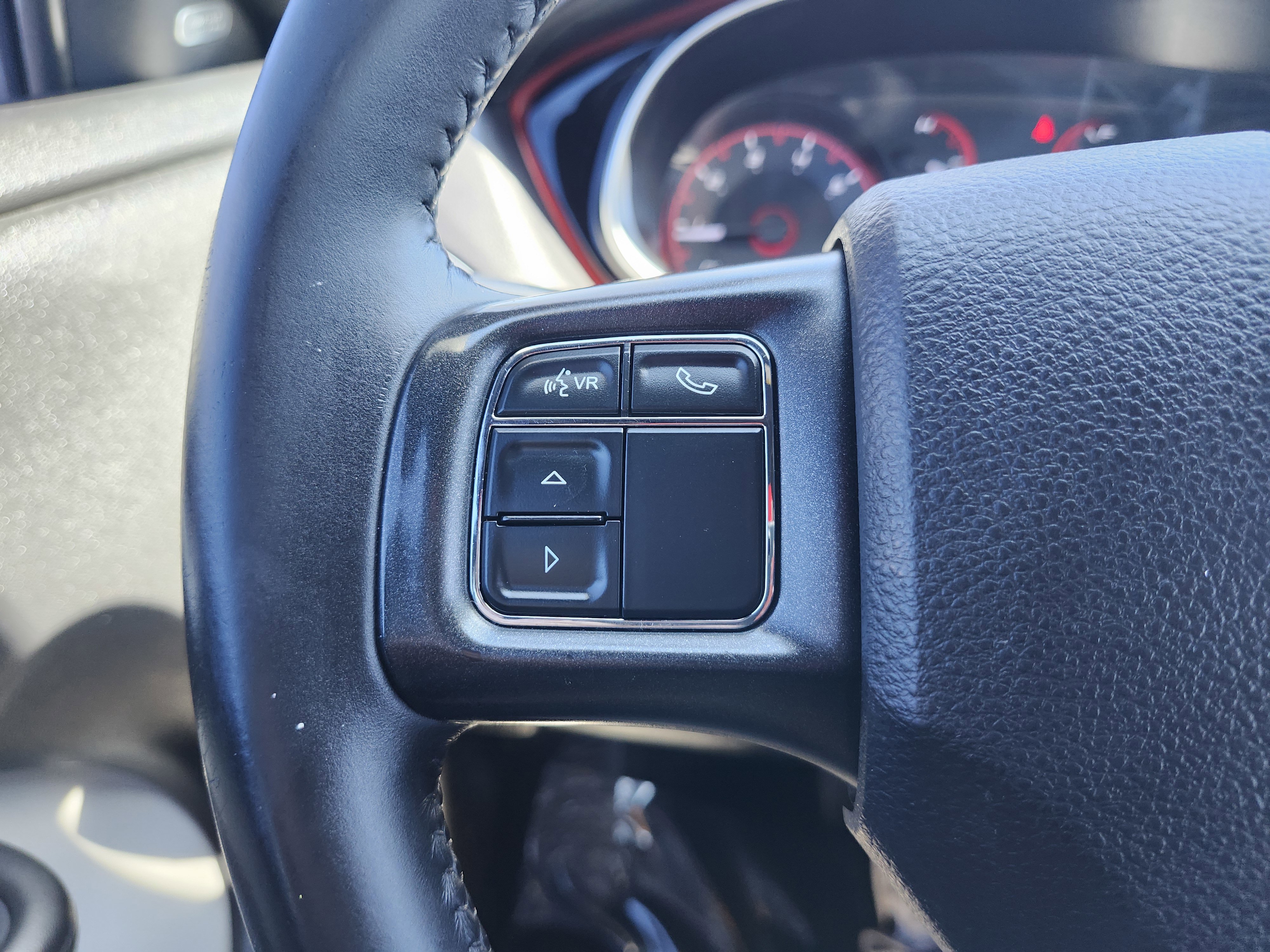 Used 2015 Dodge Dart SXT w/ Sun/Sound Group image 33