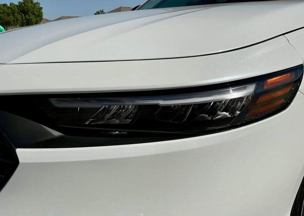 Used 2025 Honda Accord Sport image 10