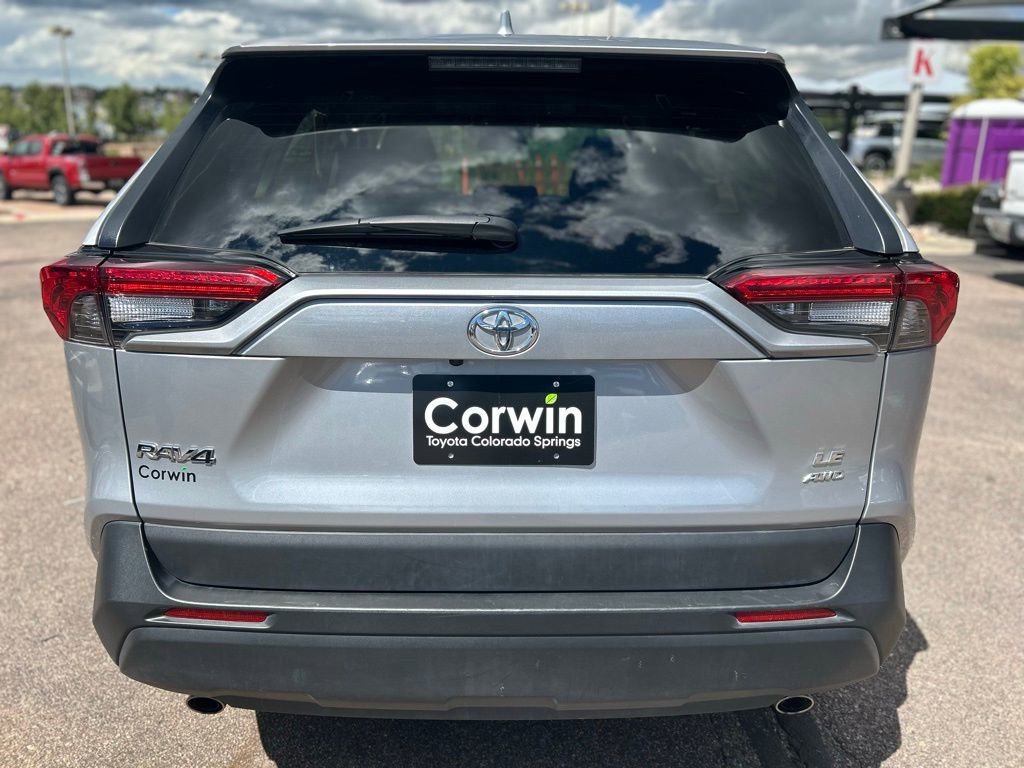 Used 2024 Toyota RAV4 LE image 10