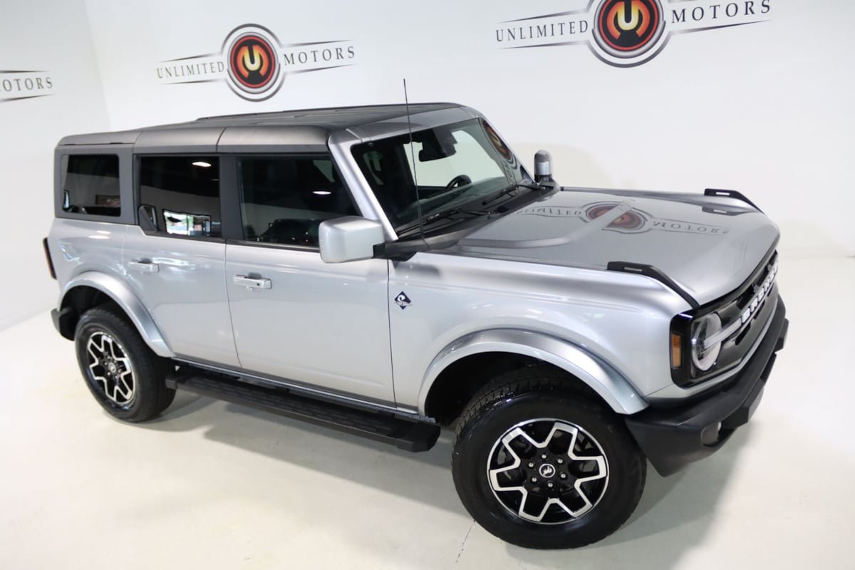 Used 2023 Ford Bronco Outer Banks AWD/4WD image 7