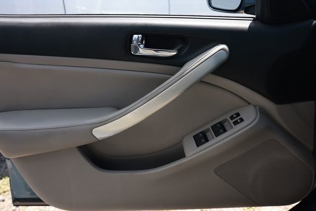 Used 2005 INFINITI G35 Sedan w/ (P03) Premium Pkg C RWD image 46