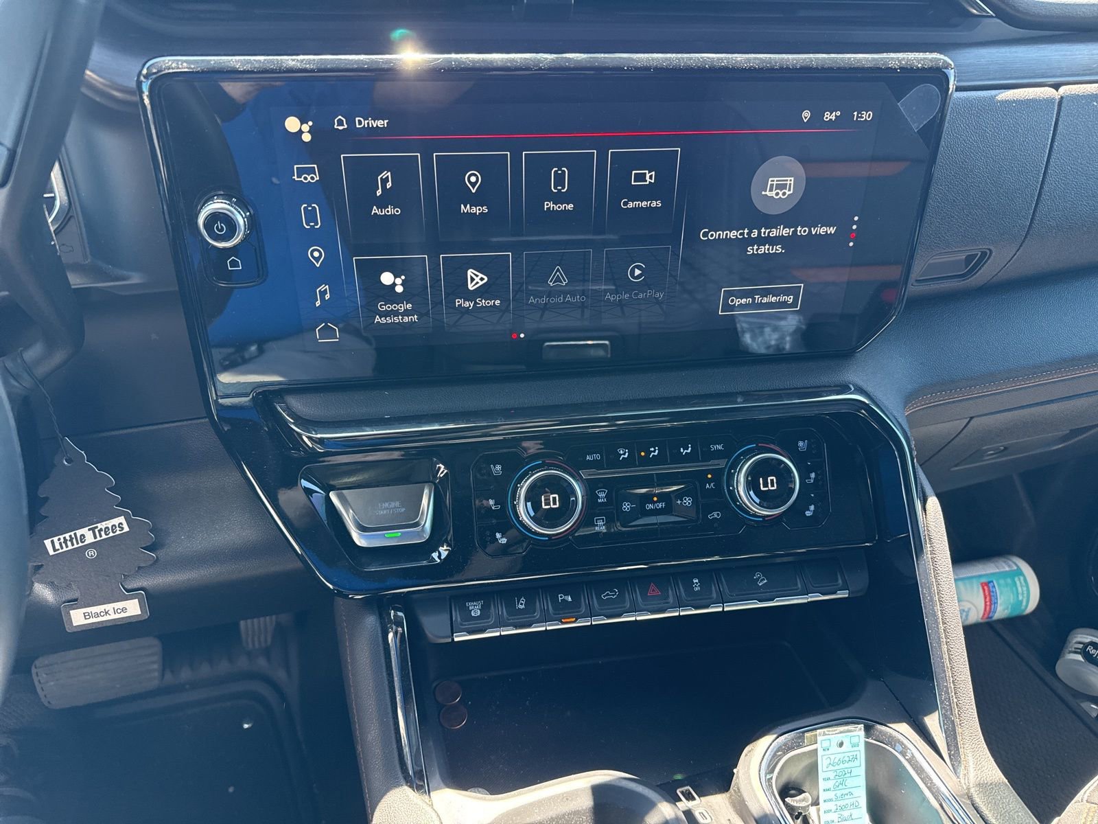 Used 2024 GMC Sierra 2500 AT4 w/ Technology Package image 17