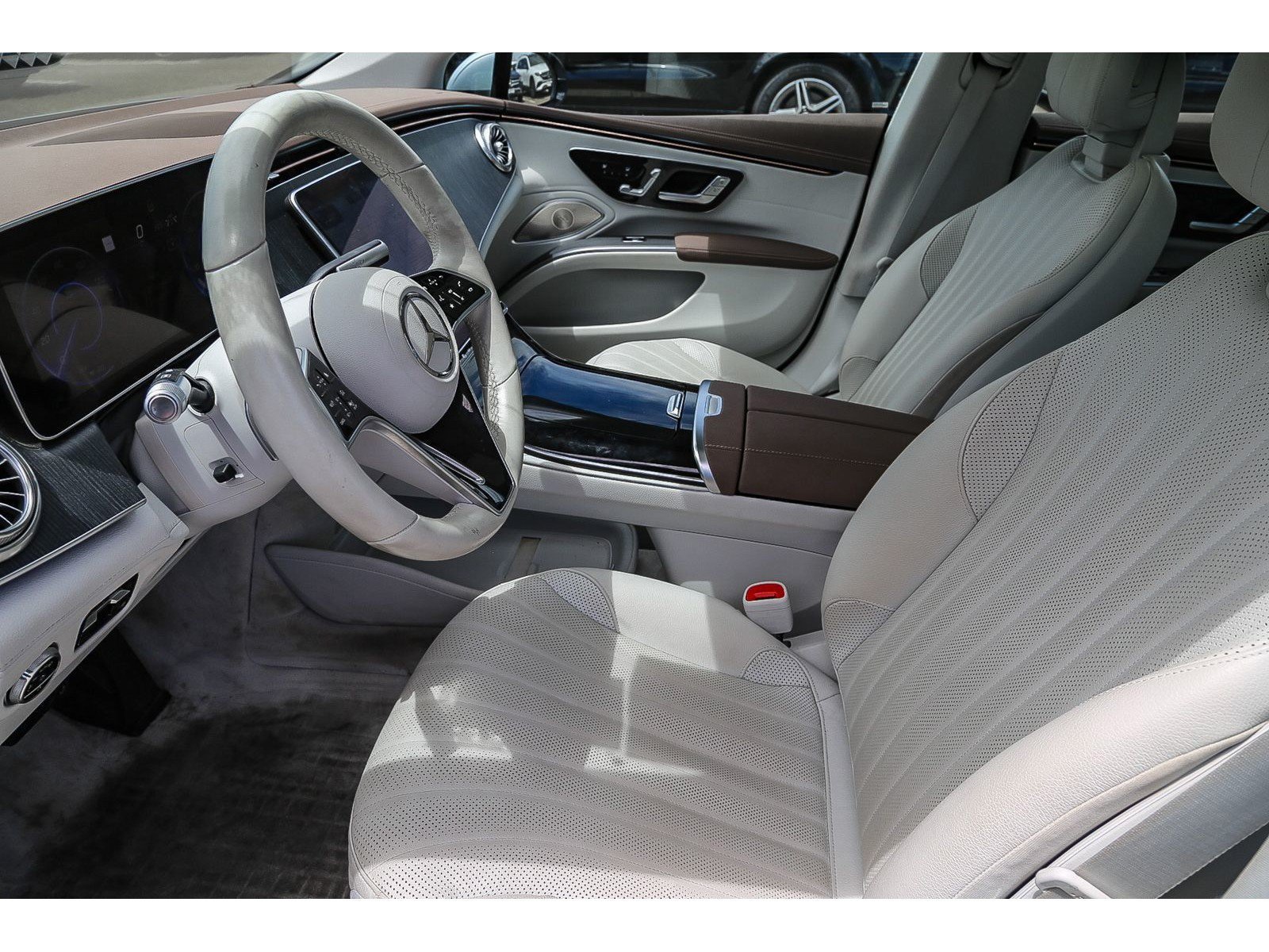 Used 2023 Mercedes-Benz EQS 450+ Sedan w/ AMG Line Exterior Package image 5