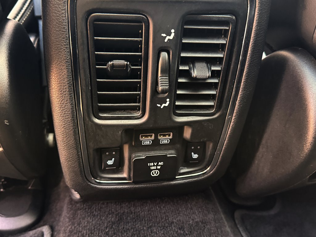 Used 2015 Jeep Grand Cherokee SRT w/ Trailer Tow Group IV AWD/4WD image 11