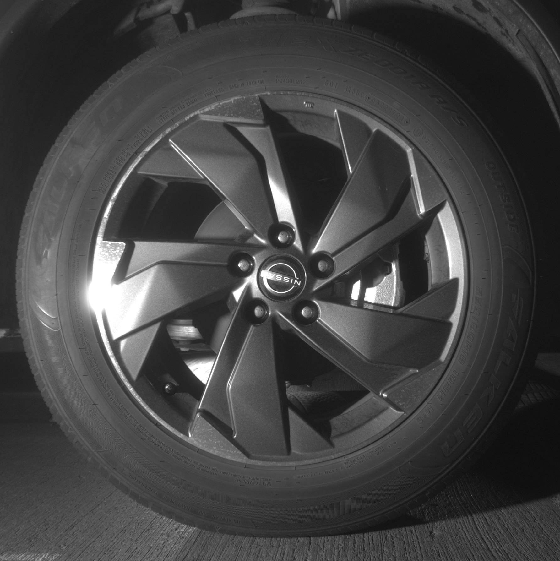 Used 2025 Nissan Rogue SV FWD image 13