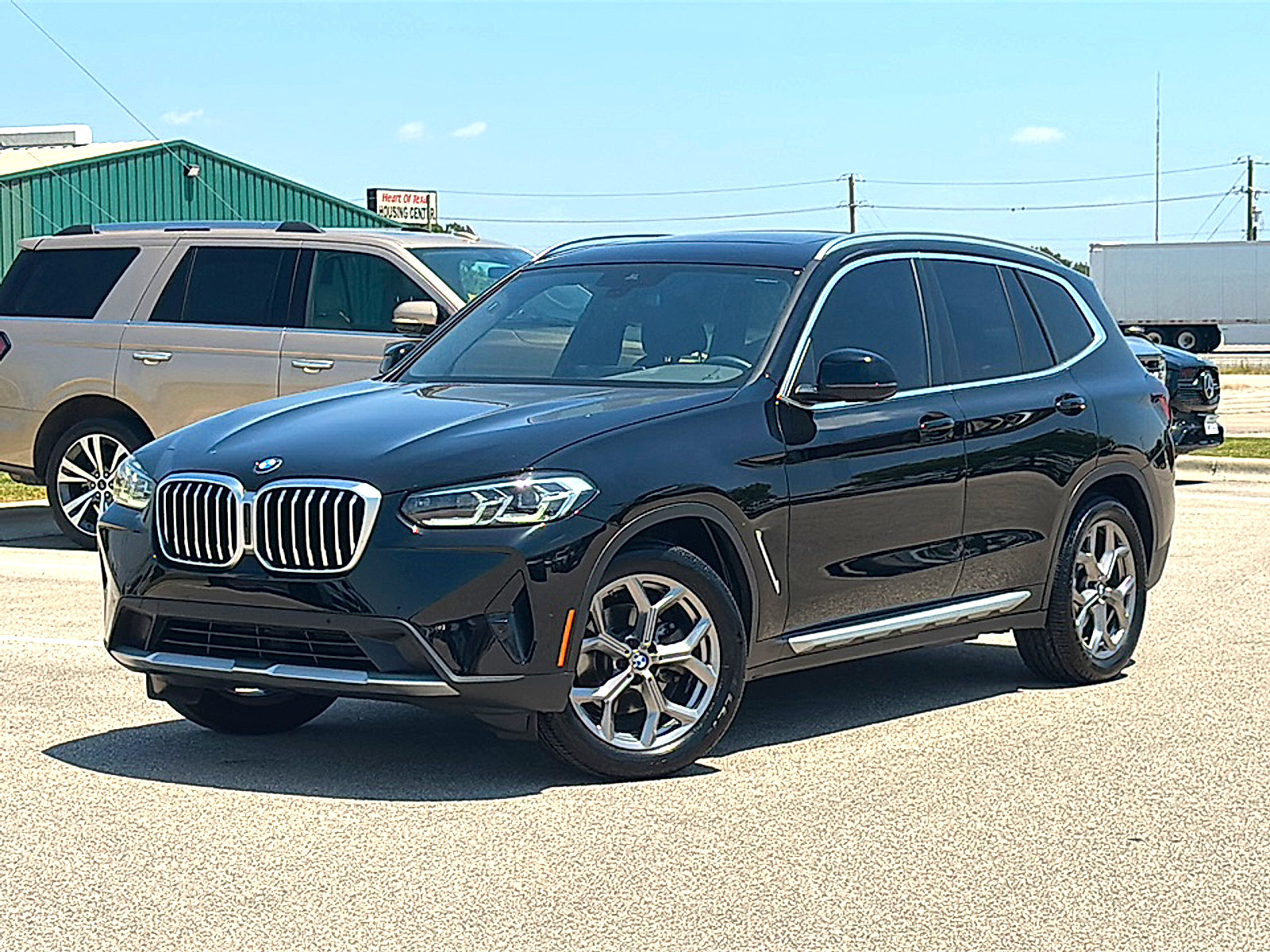 Used 2022 BMW X3 sDrive30i w/ Convenience Package RWD image 2