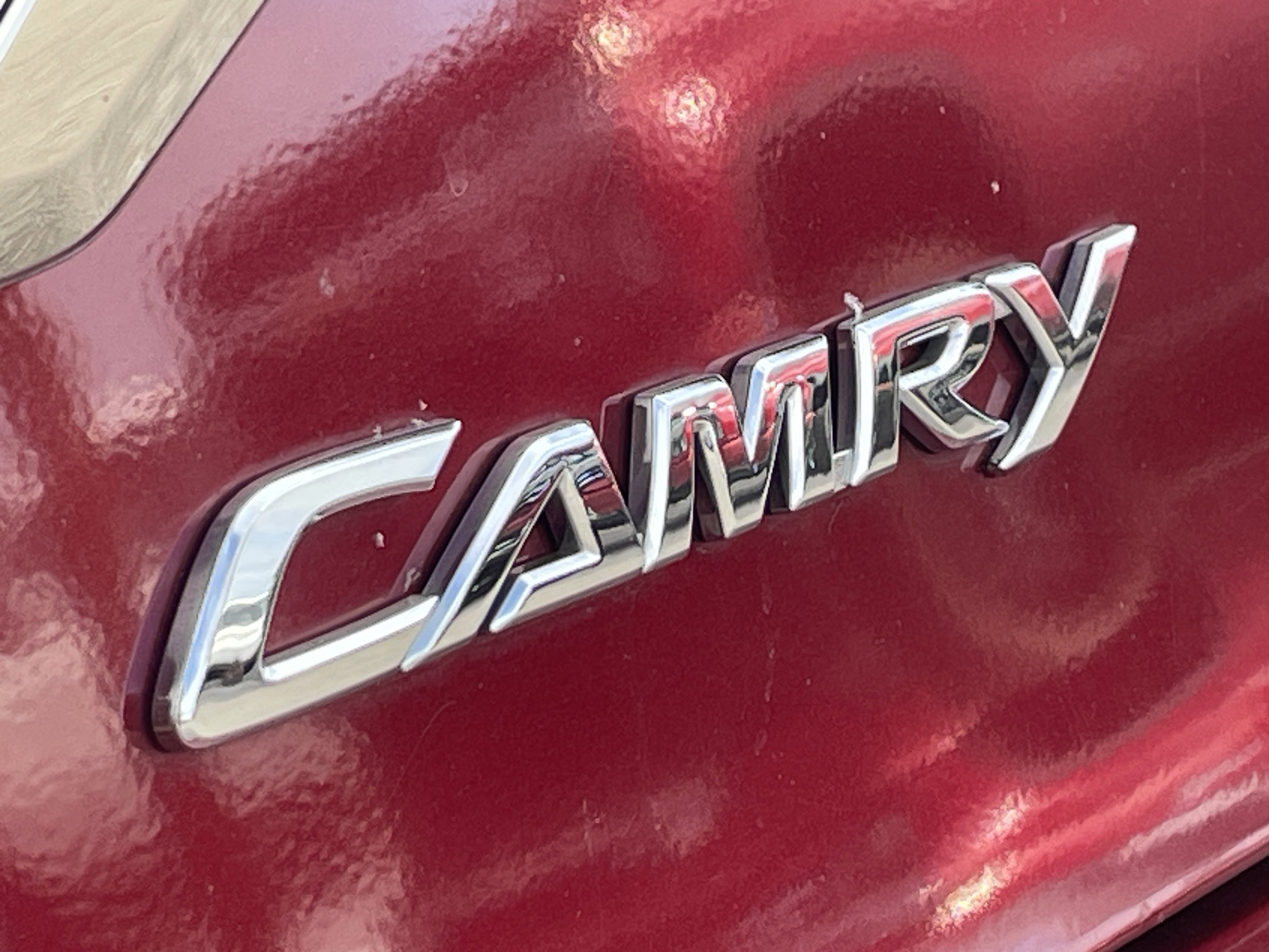 Used 2015 Toyota Camry XSE image 10