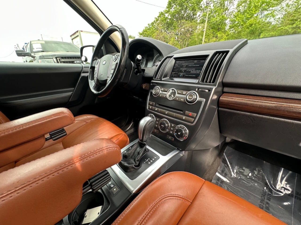 Used 2013 Land Rover LR2 HSE LUX image 26